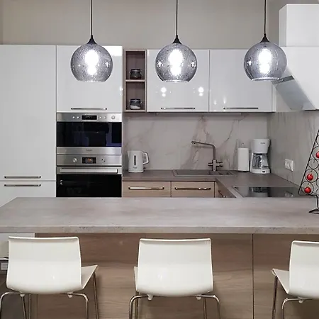 2-rooms In Vivaldi Апартаменти Мінськ